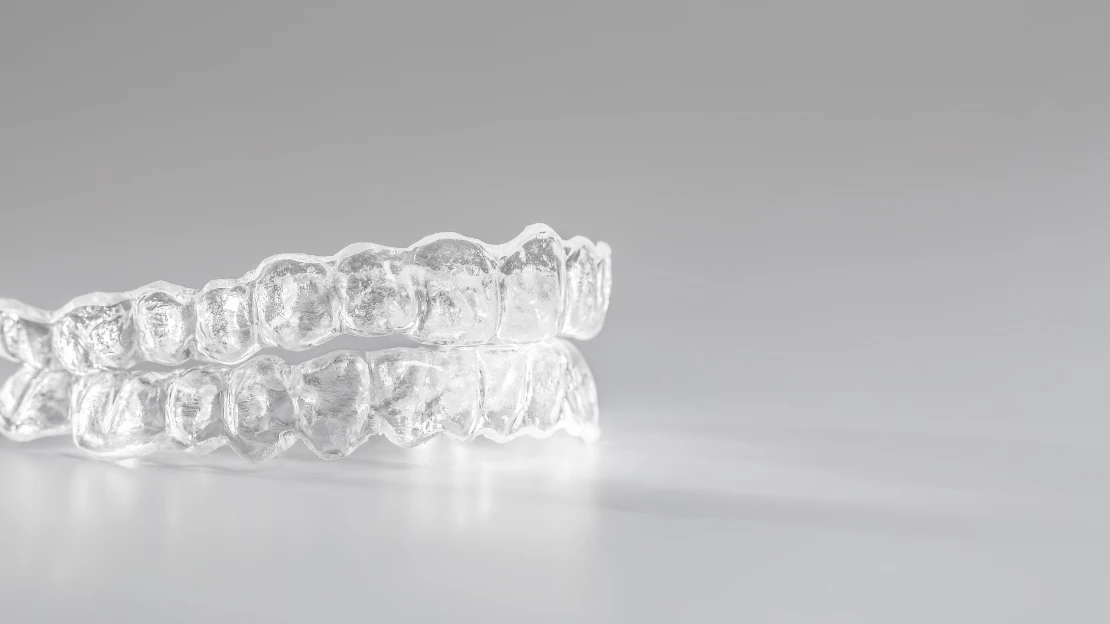 Invisalign tracking (1110 x 624 px) 2.png